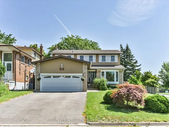 2381 Lyford Ln, Burlington, ON L7P 3Y8