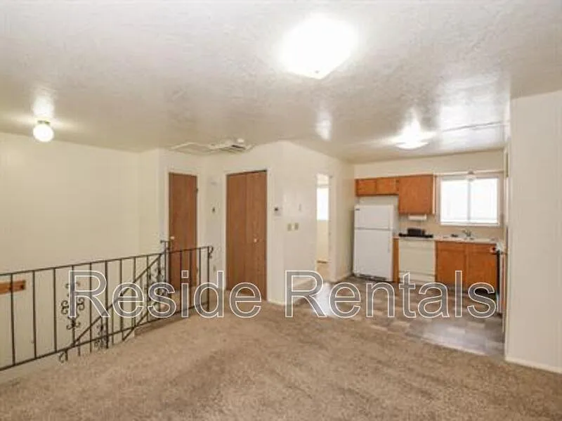 863 W 530 S — Photo 2