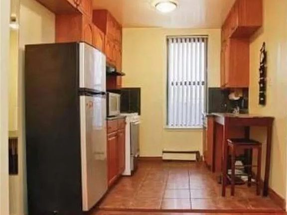 3rd image of 153 Bay 26 St #1A