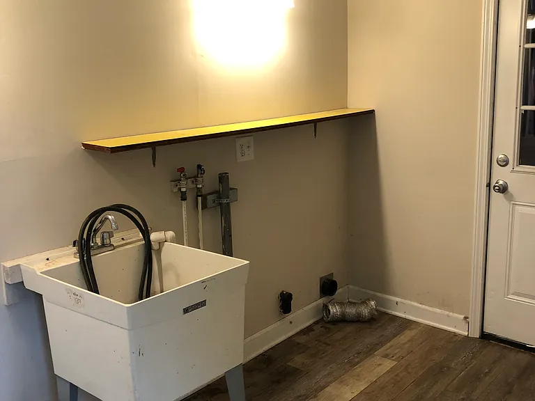 663 Arthur Dr — Photo 9