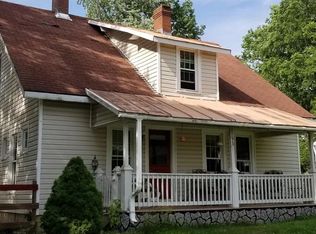 193 Mt Carmel Rd, Paris, KY 40361