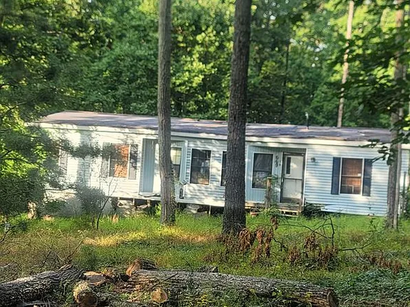 669 Capon Woods Resort Rd, High View, WV 26808