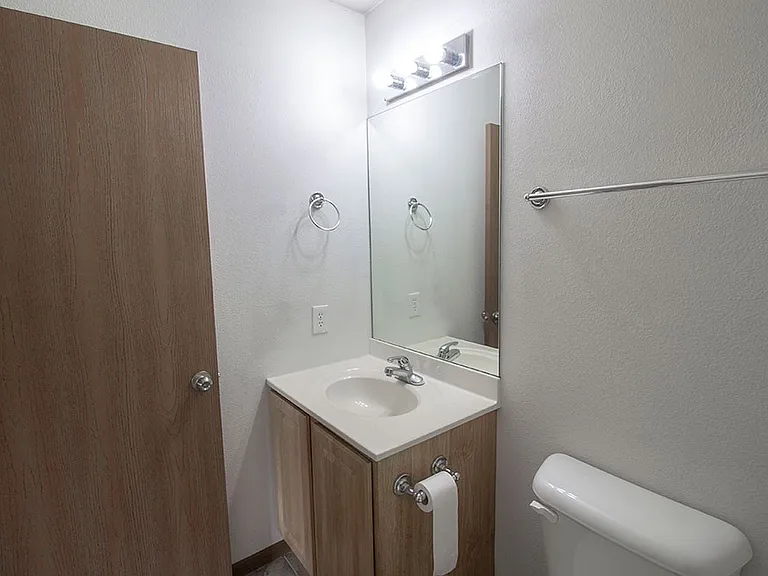 2119 Ballenger Ln — Photo 21