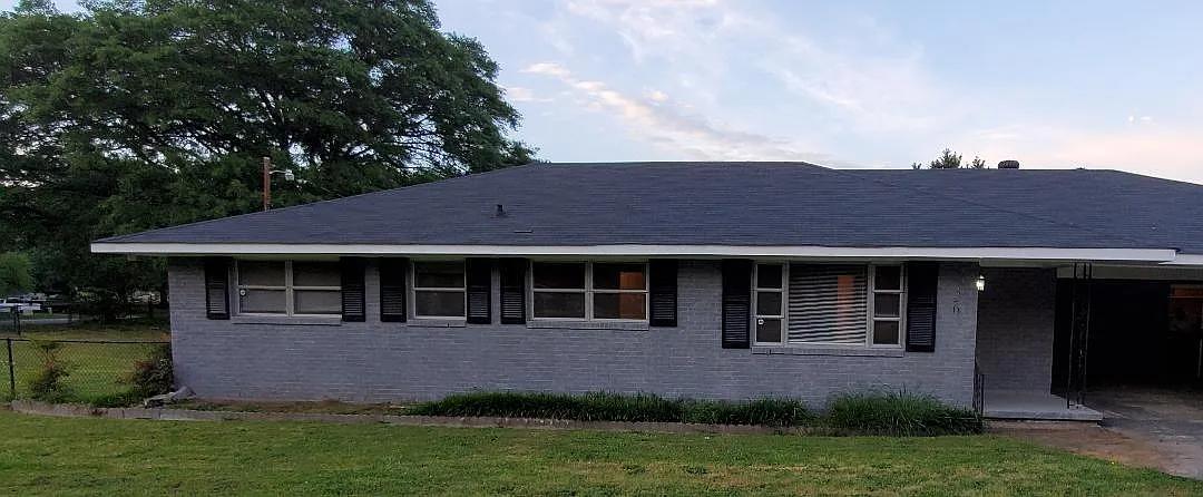 5726 Salem Rd photo 1