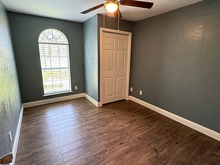 2312 Lisa Ln — Photo 10