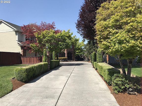 2nd image of 4618 NW 125th St