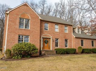 34 Hunt Club Dr, Bloomsburg, PA 17815