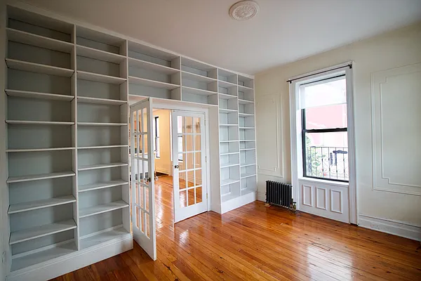 Rented by Compass | media 14