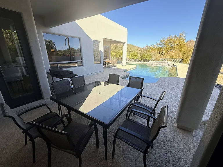 6128 W Alameda Rd — Photo 9