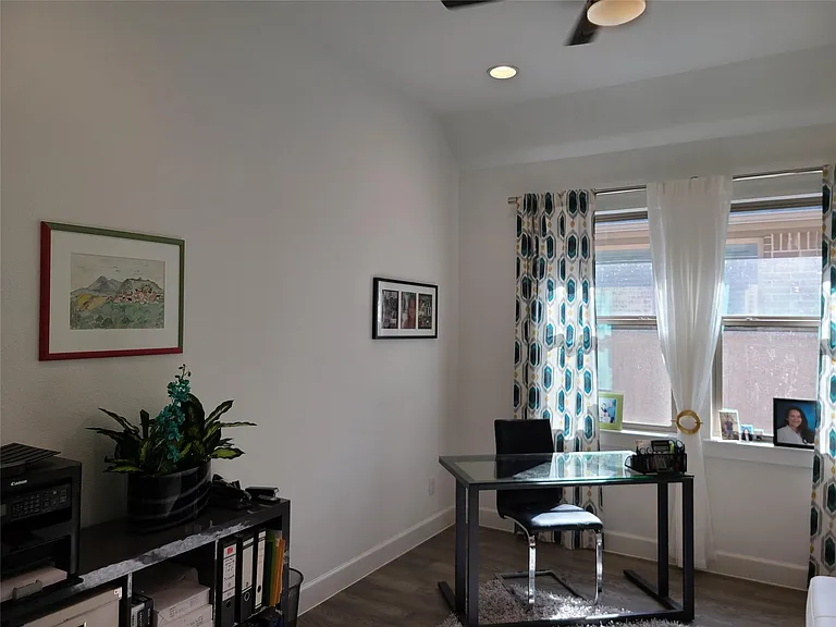 6708 Bermuda Ave — Photo 10