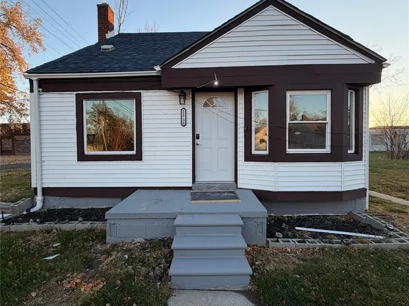 11736 Winthrop St, Detroit, MI 48227