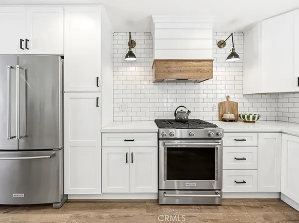 306 Campbell Ln, Costa Mesa, CA 92627
