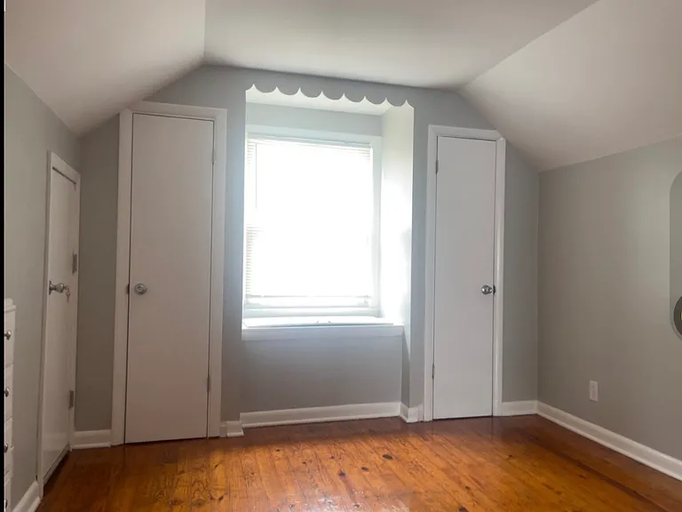 818 Carneal Rd — Photo 3