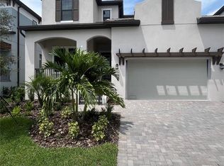 1111 Seagrape Dr, Ruskin, FL 33570