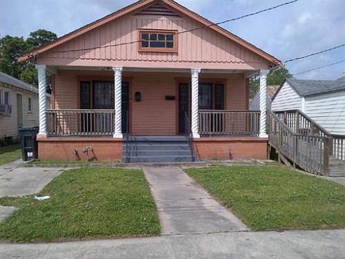 1st image of 3622 Touro St
