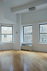 Rented by R New York