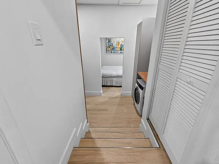 SW 26th Ln — Photo 27