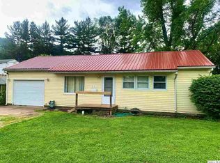 907 Hampton Ln, Canton, MO 63435