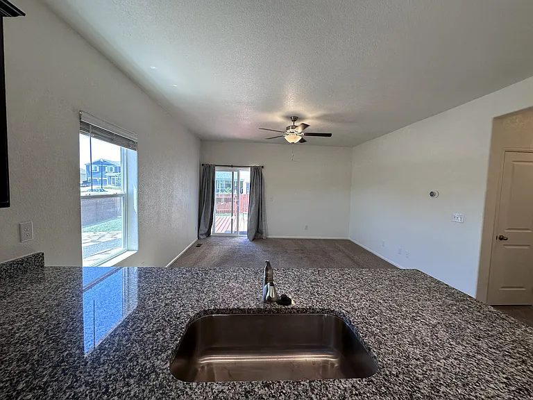 525 Quincy Rr Ave — Photo 8