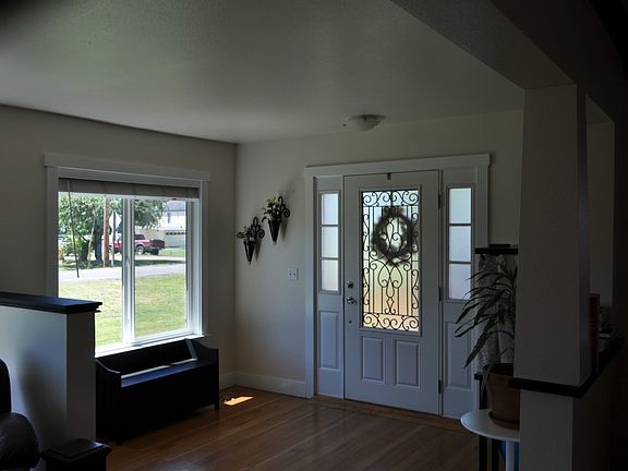 4th image of 12409 Bartl St