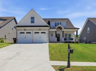 8921 Silver Maple Dr, Ooltewah, TN 37363