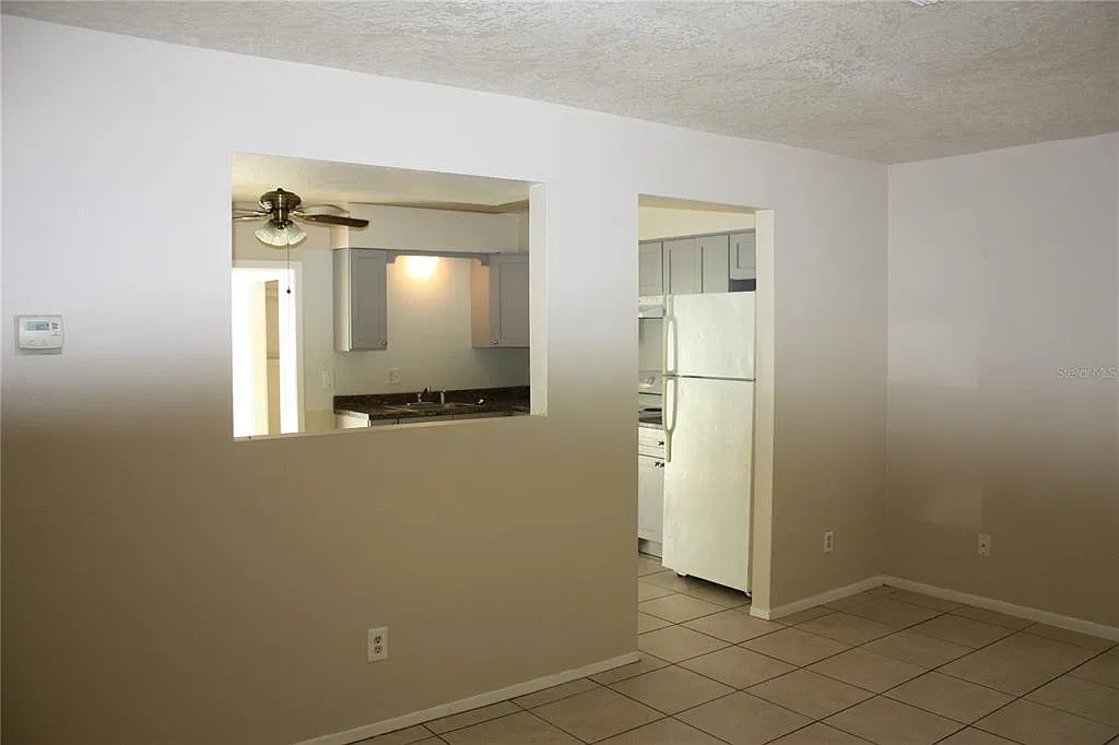 2 bed, 1.0 bath, 768 sqft, $950 — Photo 4