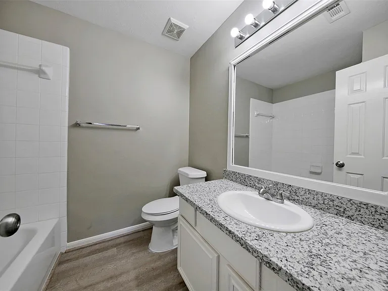 2710 Grants Lake Blvd #S6 — Photo 15