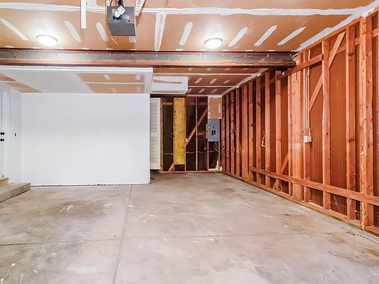 40 Crestview Dr — Photo 16