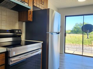 2425 Bay Ave #8, Hoquiam, WA 98550