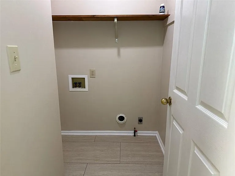 217 Briarpatch Ct — Photo 10