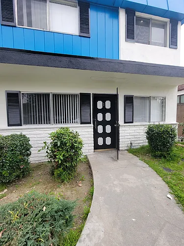 525 Fischer St #1 Photo 1