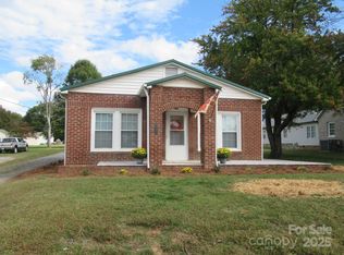 1109 E Main St, Maiden, NC 28650
