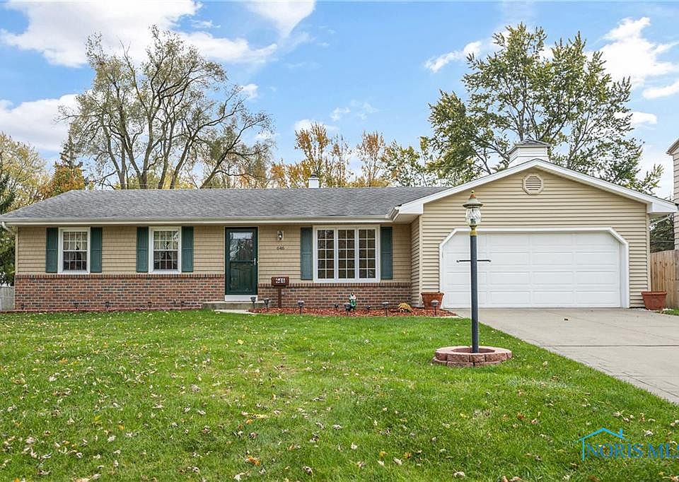 1st image of 646 Stacey Ln