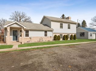 127 S 14th St, Chesterton, IN 46304