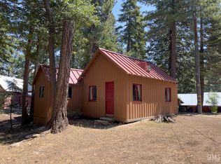 10510 Pine Dr, Wofford Heights, CA