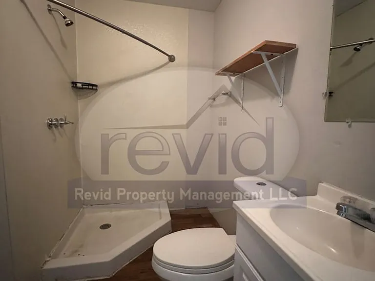3665 Spottswood Ave — Photo 25