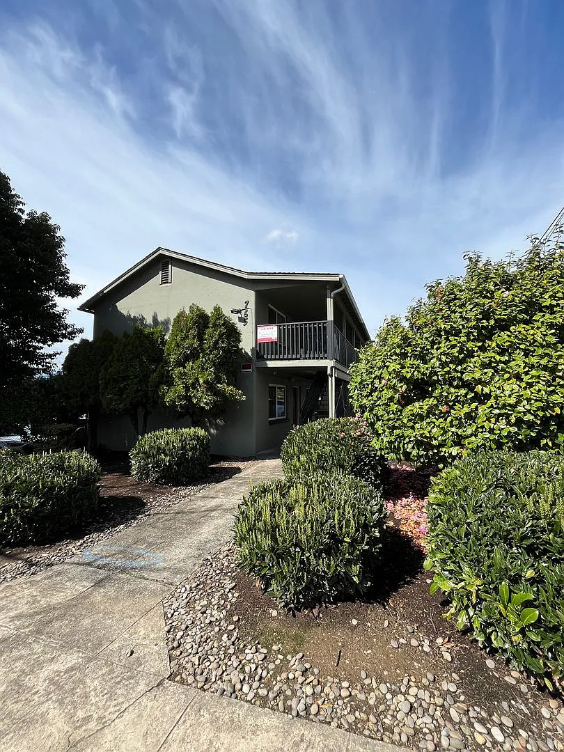 (DUP) Studio Apartment - Close to Campus — Photo 1