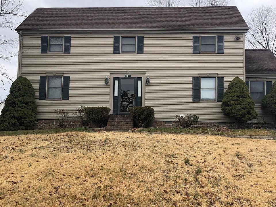 1st image of 114 Meadowbrooke Pl