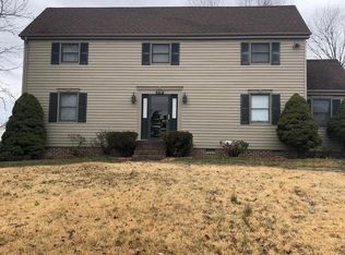 114 Meadowbrooke Pl, Winchester, VA 22602
