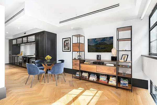Sold by Sotheby's International Realty | media 4