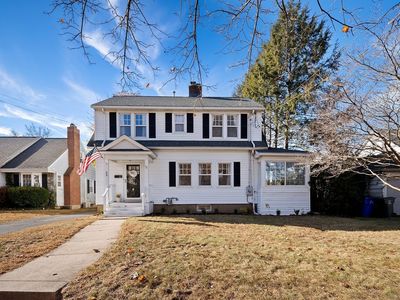 55 Jessamine Street, West Hartford, CT, 06119