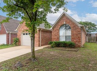 8224 Clubview Dr, Olive Branch, MS 38654