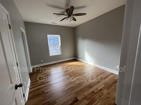 5th image of 11 Woodvale Ave