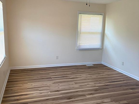 5th image of 2313 Fust Ave