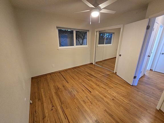 4th image of 879 Laurel Ave