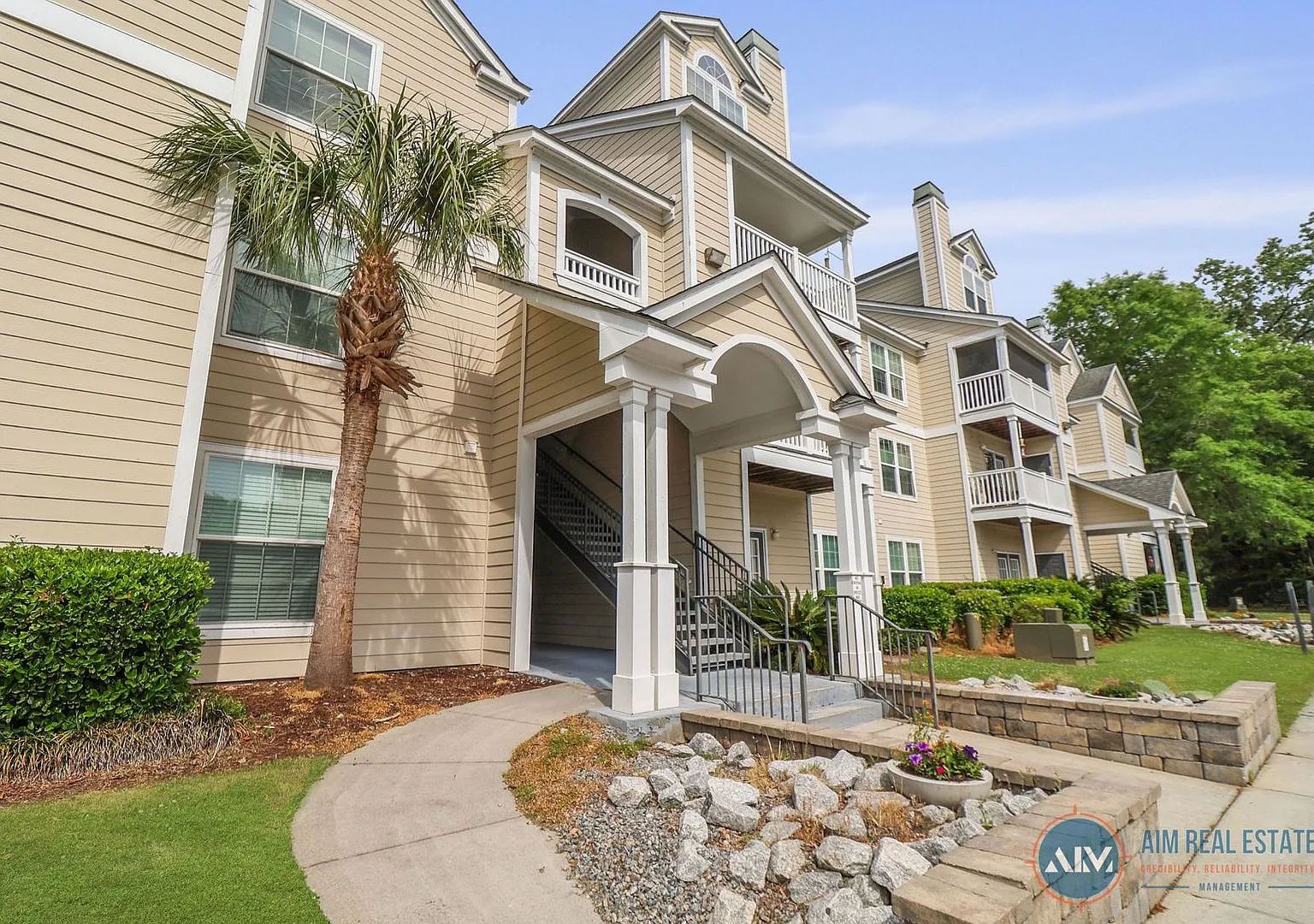 Bright, Freshly Updated 2BR/2BA Condo at The Estate at Westbury Top Floor Living! — Photo 1