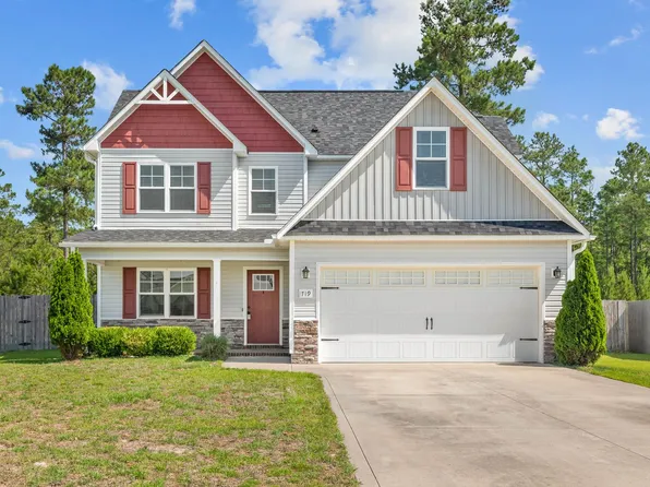 719 Addor Dr, Richlands, NC 28574