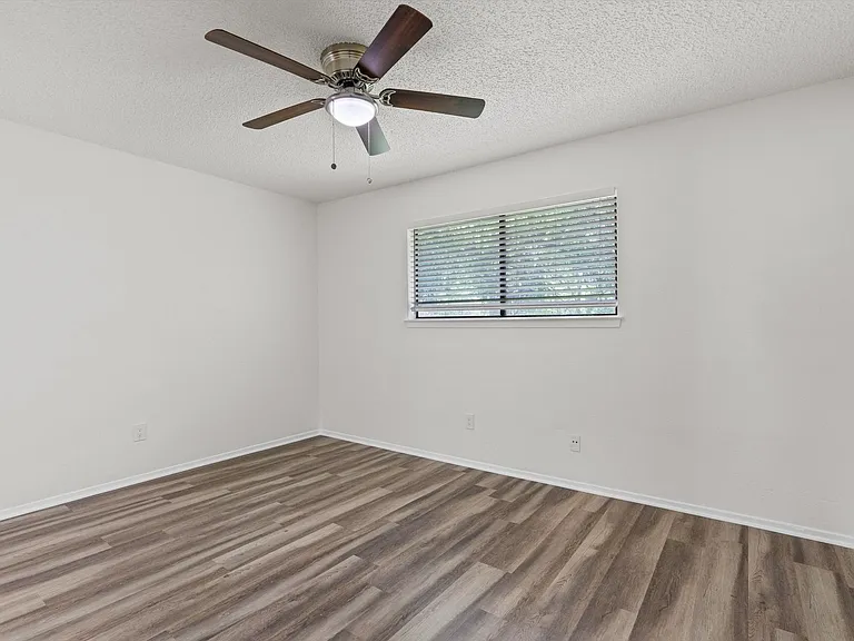 11411 Walnut Ridge Dr — Photo 26