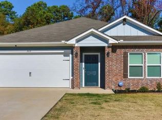 209 Serenada Trl, Longview, TX 75605