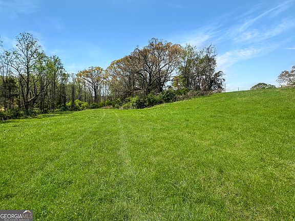 2nd image of 965 Gooseneck Rd